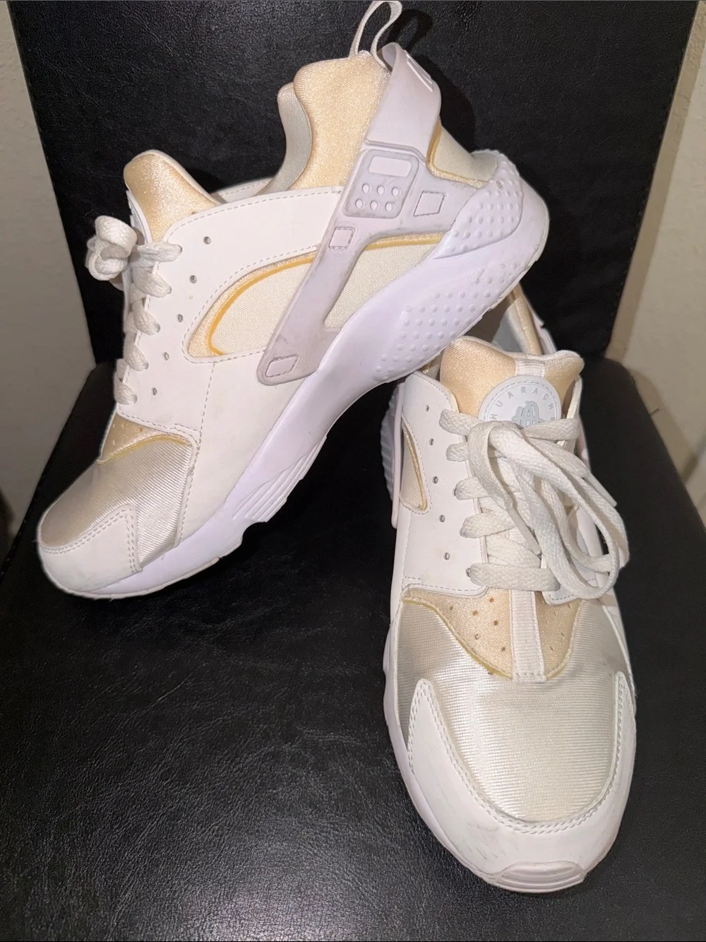 Nike White and Cream Low-Top Sneakers